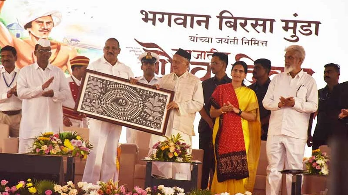 आदिवासी जिल्हे दत्तक घ्यावेत : डॉ. पवार