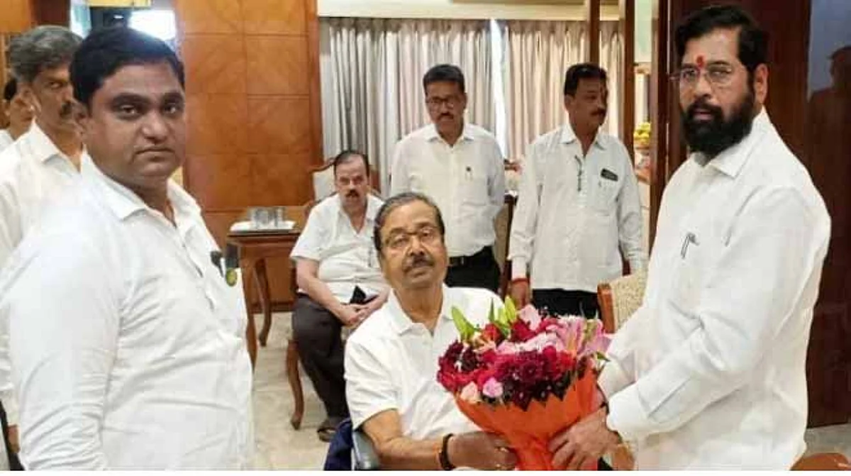 उद्धव ठाकरेंना मोठा धक्का; खा.गजानन किर्तीकरांचा शिंदे गटात प्रवेश