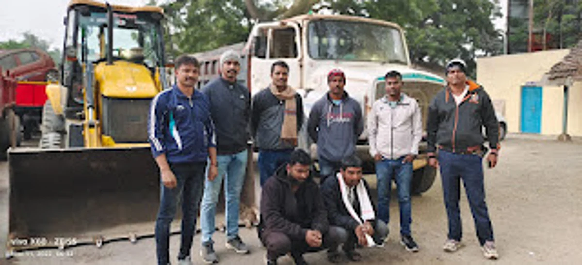 नाणी नदी पात्रातून वाळू उपसा करणारे जेरबंद