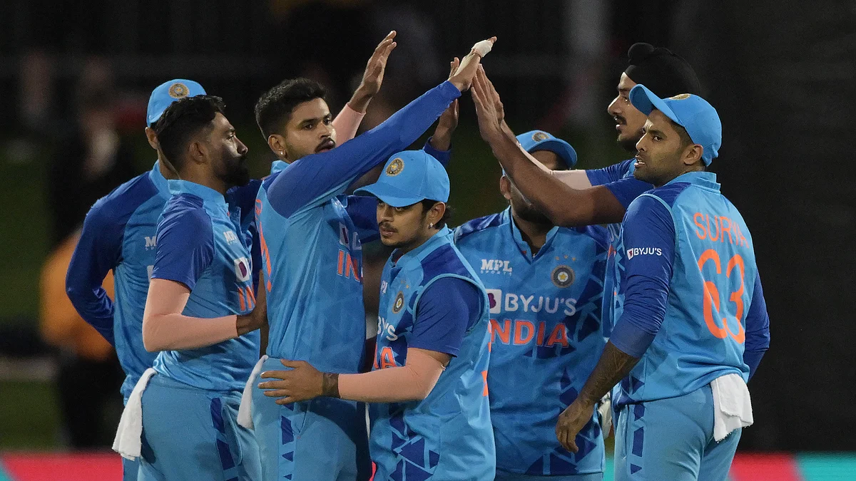 IND vs NZ : न्यूझीलंडविरुद्धचा सामना टाय, भारतानं मालिका जिंकली... सिराज-अर्शदीपचा तांडव