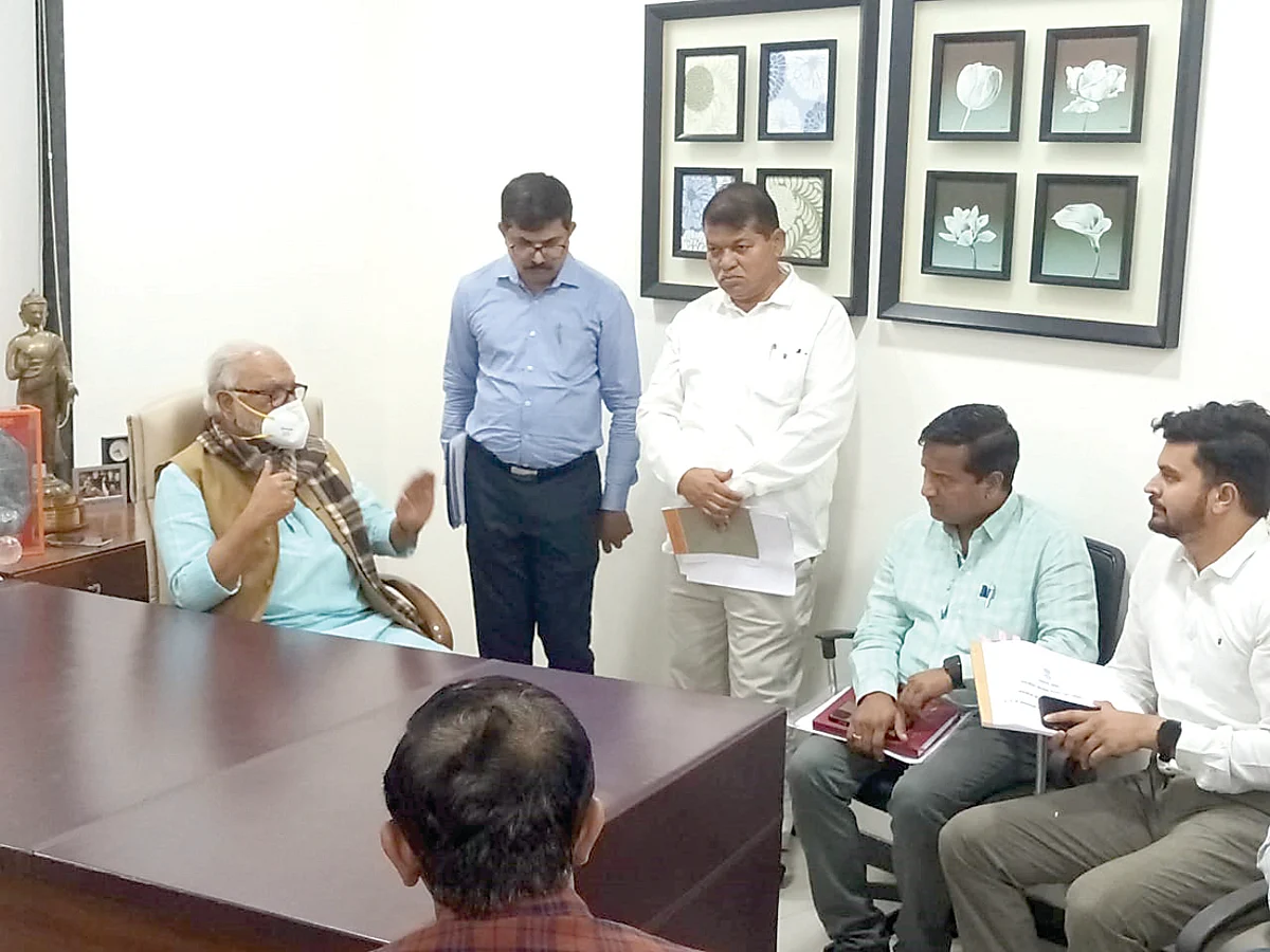 Repair roads immediately: Chhagan Bhujbal