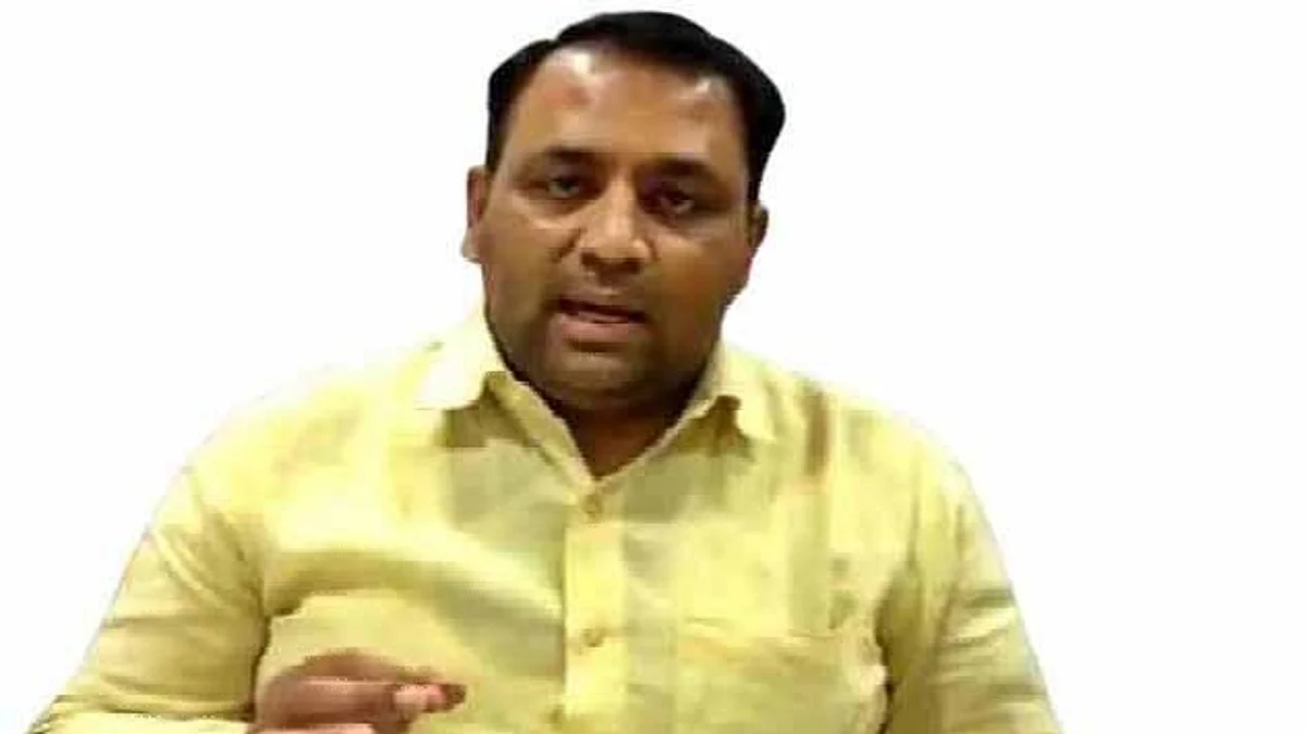 शिंदे-फडणवीस सरकारच्या पोकळ घोषणा- महेश तपासे