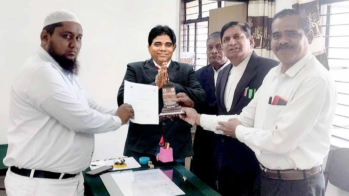 बोदवड तालुका वकील संघाच्या कार्याचा गौरव