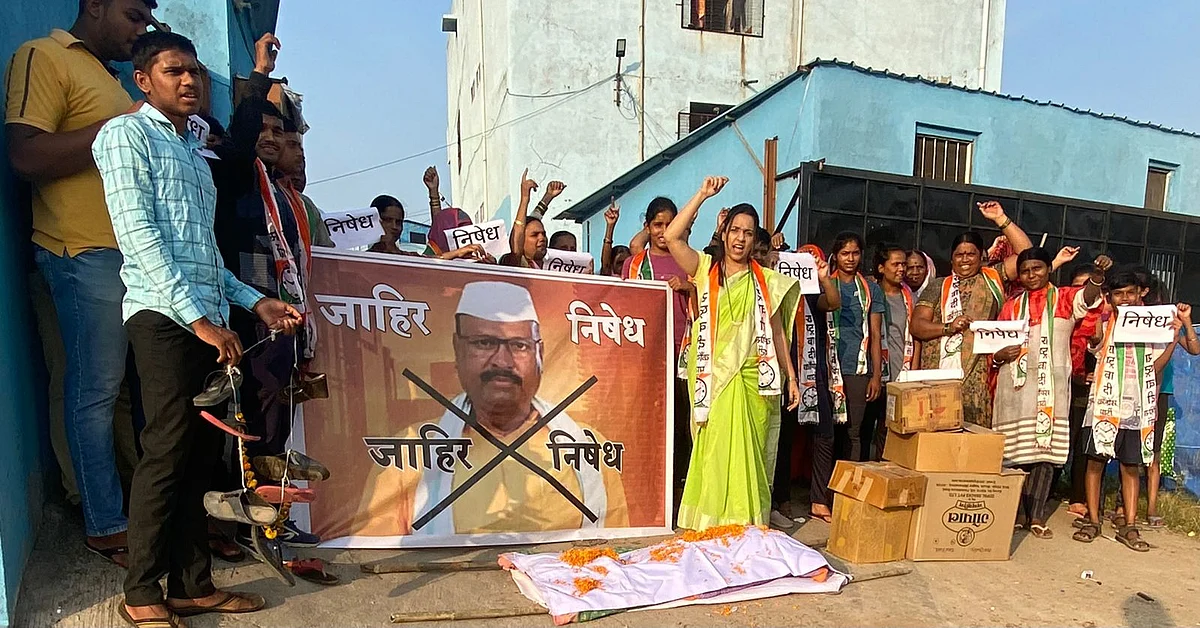 ...तर खोक्यांसह 'त्यांची' तिरडी उठवणारच; नाशकात राष्ट्रवादी आक्रमक