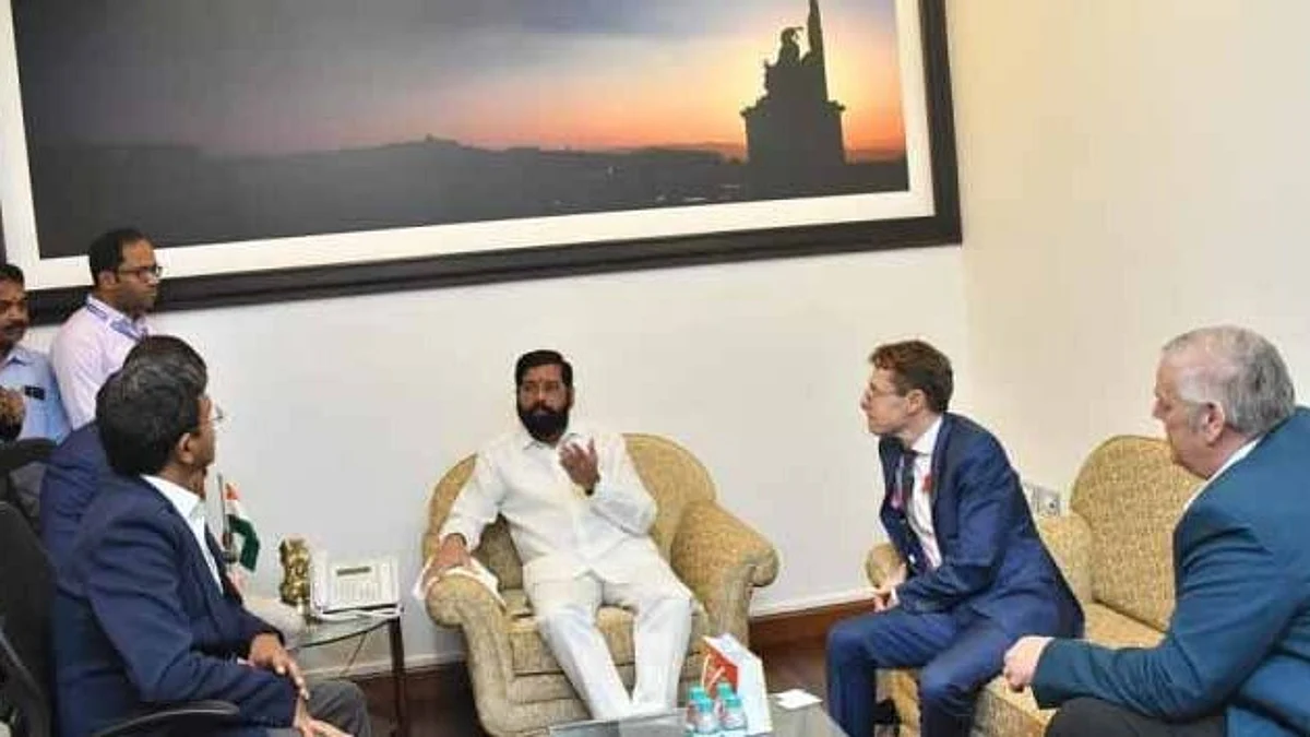 मुंबई-बर्मिंगहम विमानसेवेसाठी केंद्राकडे पाठपुरावा करणार - मुख्यमंत्री शिंदे