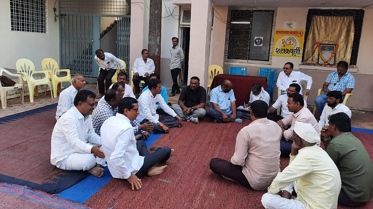 गाव व परिसरात दूषित पाणी येण्याचे कारण काय?