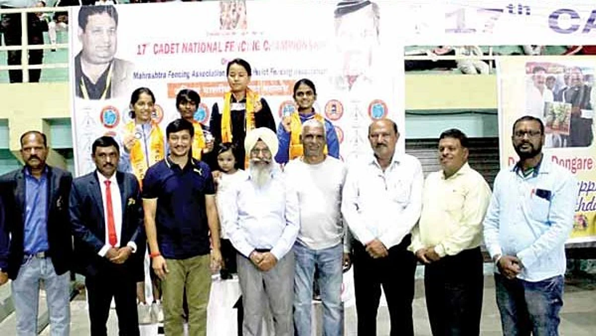 राष्ट्रीय तलवारबाजीत निखिल, वैकहोम यांना सुवर्ण