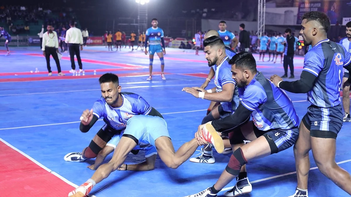वरिष्ठ गट अजिंक्यपद निवड चाचणी कबड्डी स्पर्धेला नगरमध्ये सुरूवात