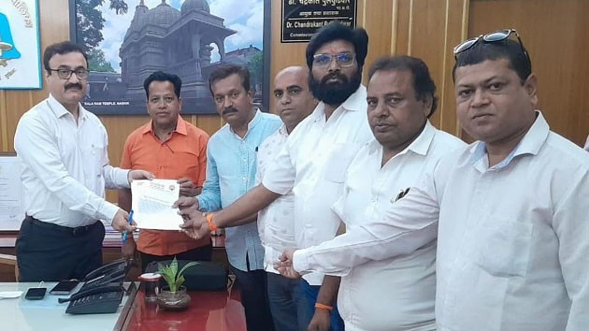 उद्यान पुनर्वैभवासाठी ठाकरे गटाचे साकडे
