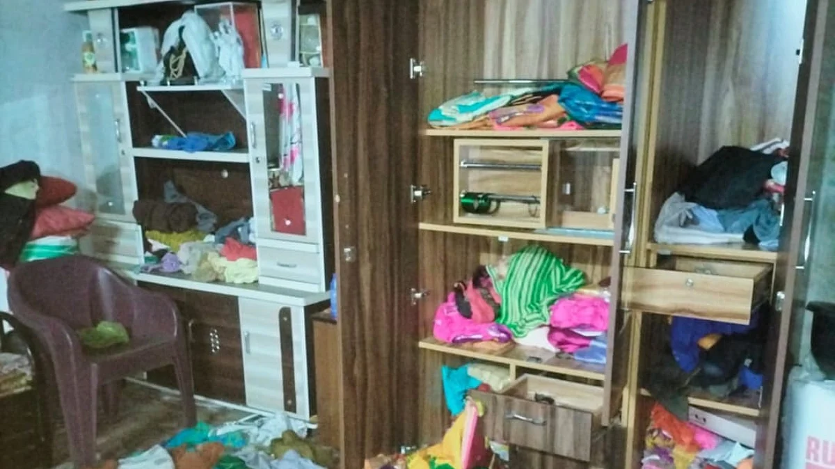 केळेवाडीत धाडसी घरफोडी, २ लाख ३० हजारांचा मुद्देमाल लांबविला