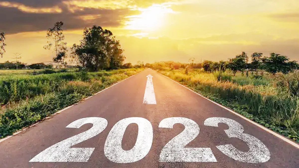 दुर्दम्य आशावादी 2023 चे स्वागत!