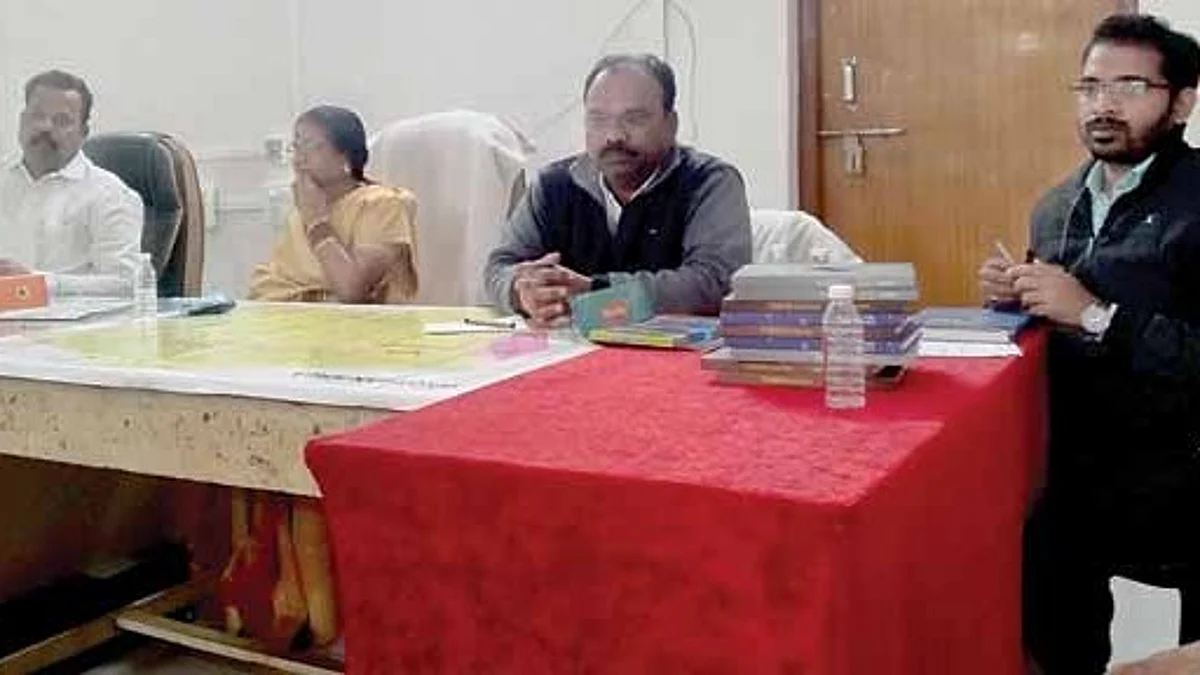 निफाड नगराध्यक्ष, उपनगराध्यक्षांचा विरोधकांना 'हा' इशारा