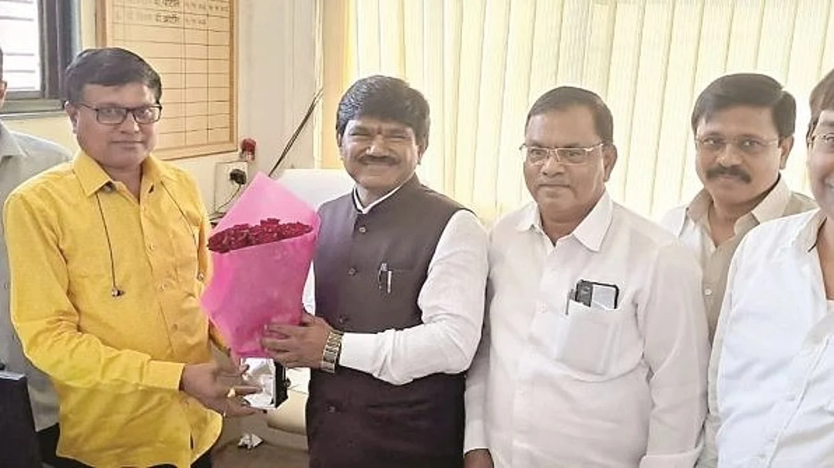 निफाड कारखान्याचे हस्तांतरण