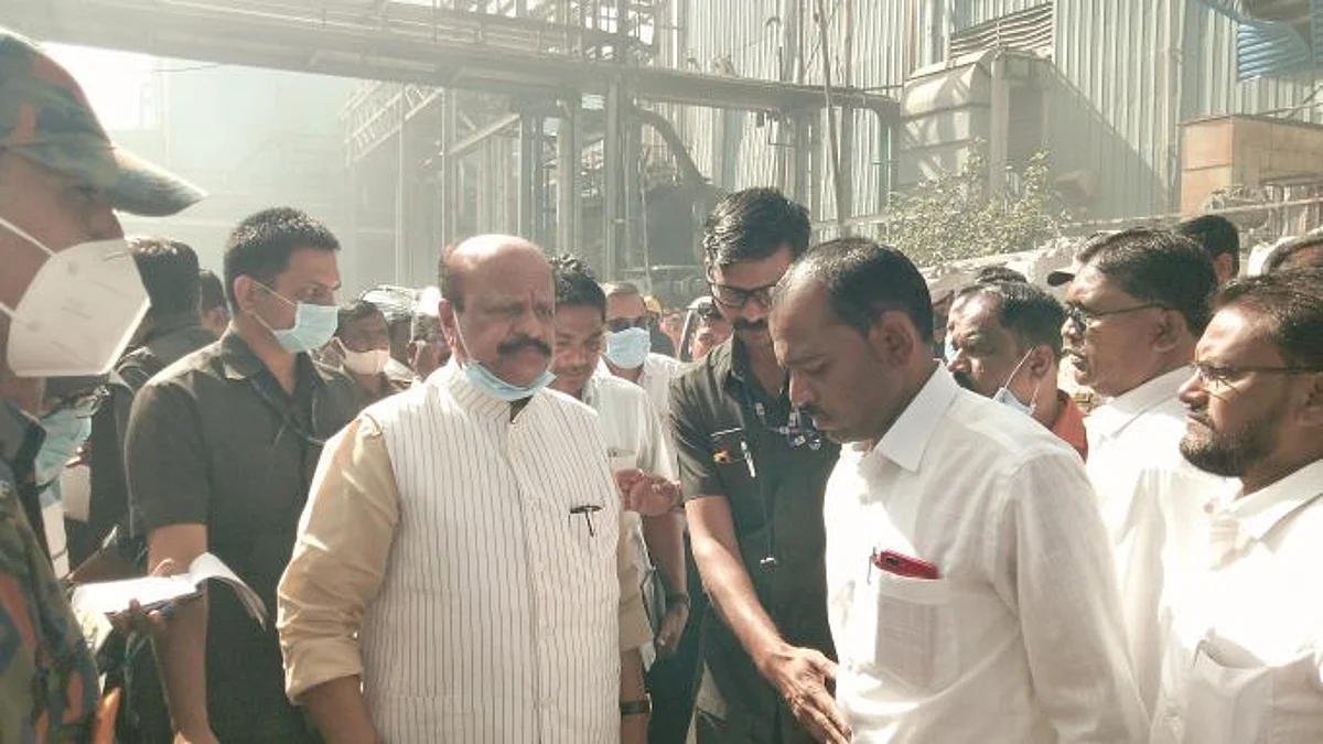 जिंदालमधील धग कायम; कामगार मंत्र्यांंकडून पाहणी