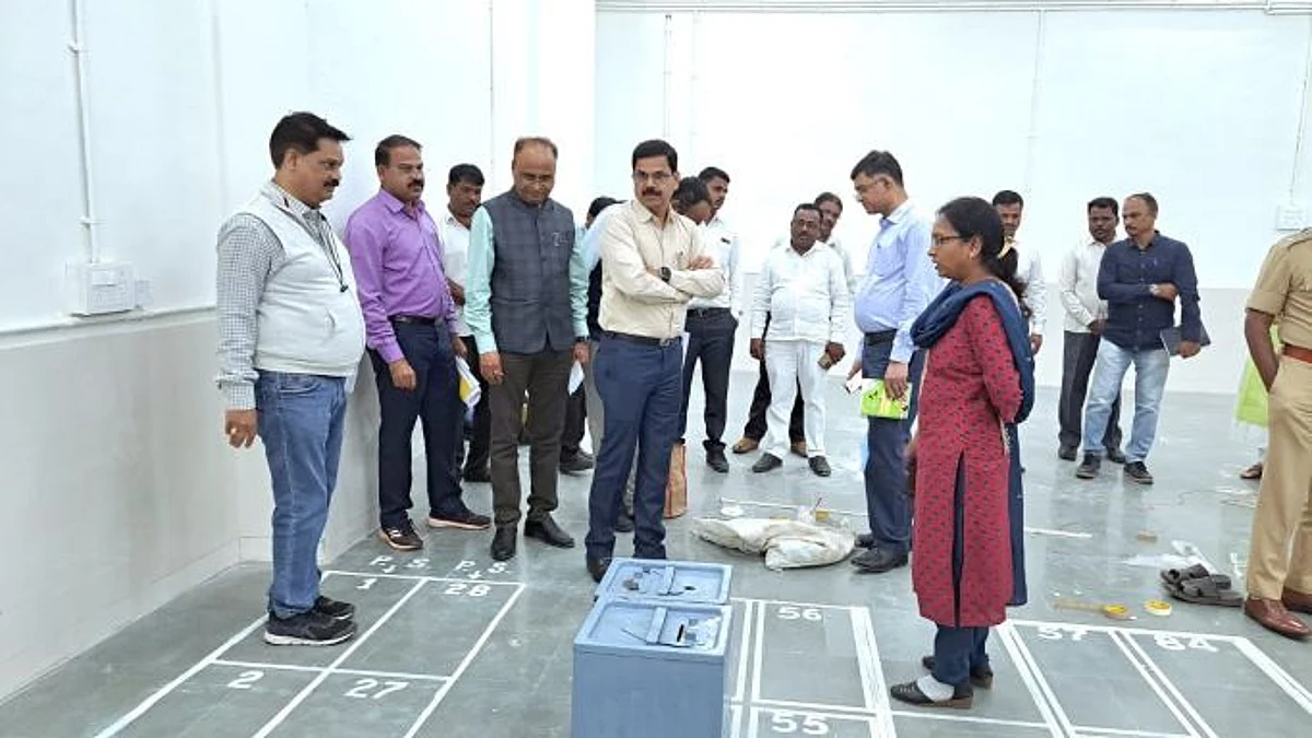 विधान परिषद निवडणूक: मतमोजणी केंद्राची विभागीय आयुक्त गमे यांच्याकडून पाहणी