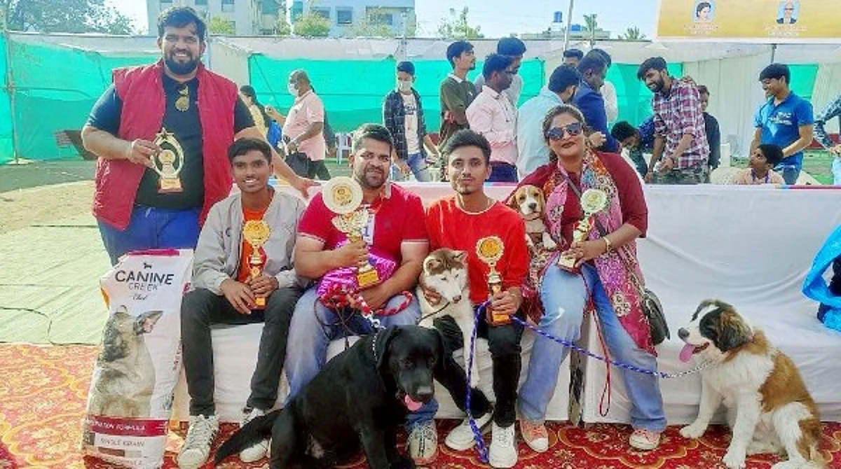 डॉग शोमध्ये नगरच्या श्वानांचा डंका