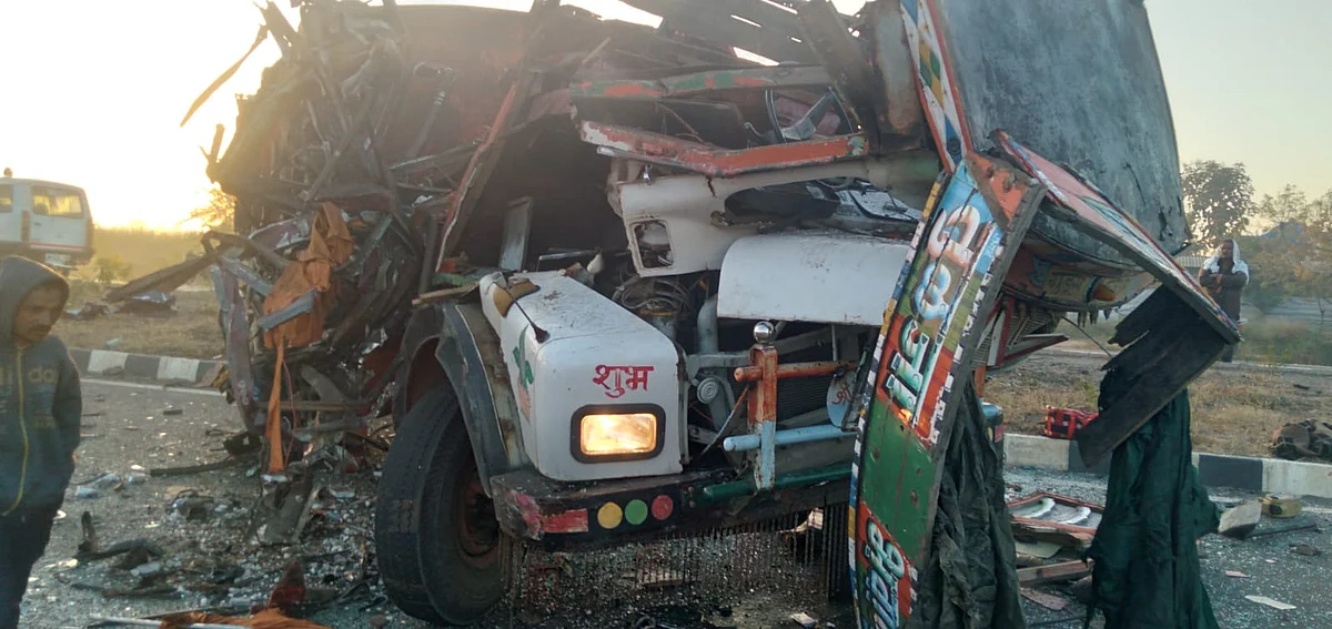 Sinnar-Shirdi highway Accident : जखमींची नावे आली समोर