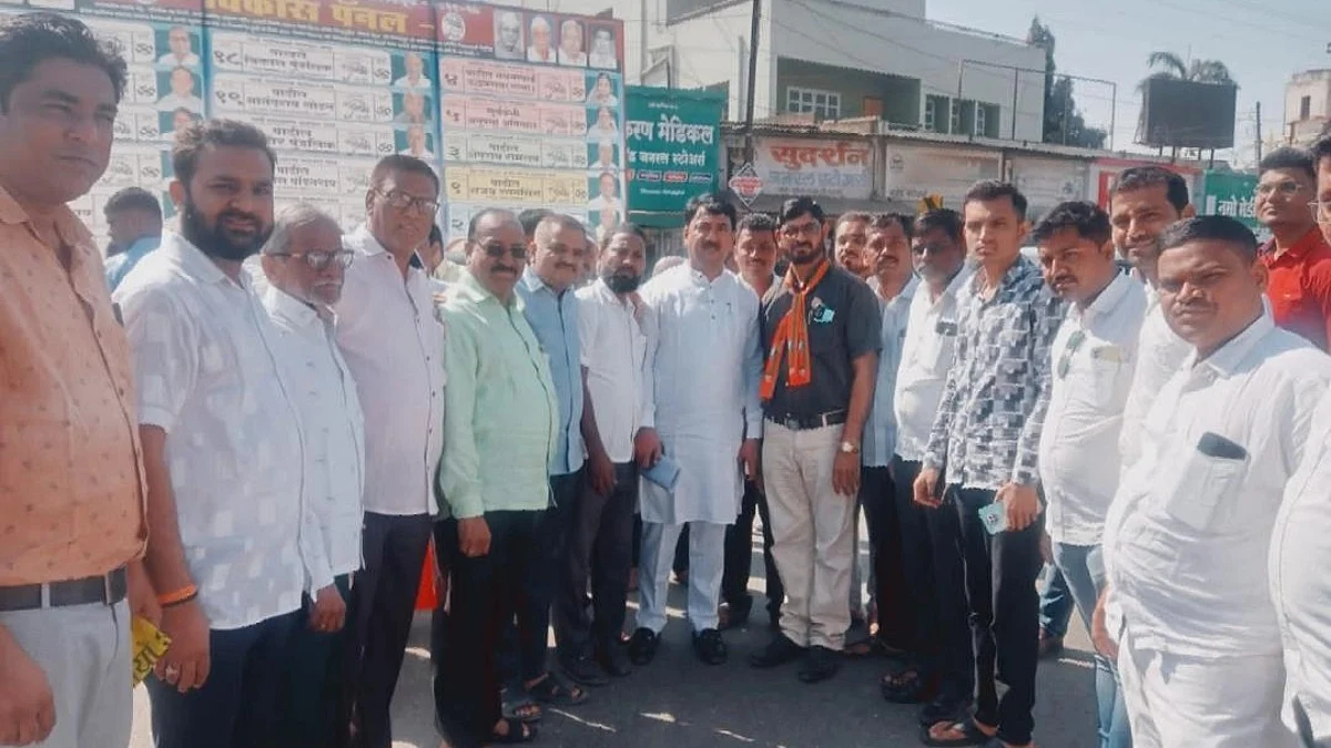 भाजपातर्फे विरोधीपक्ष नेते अजित पवार यांच्या विरोधात आंदोलन