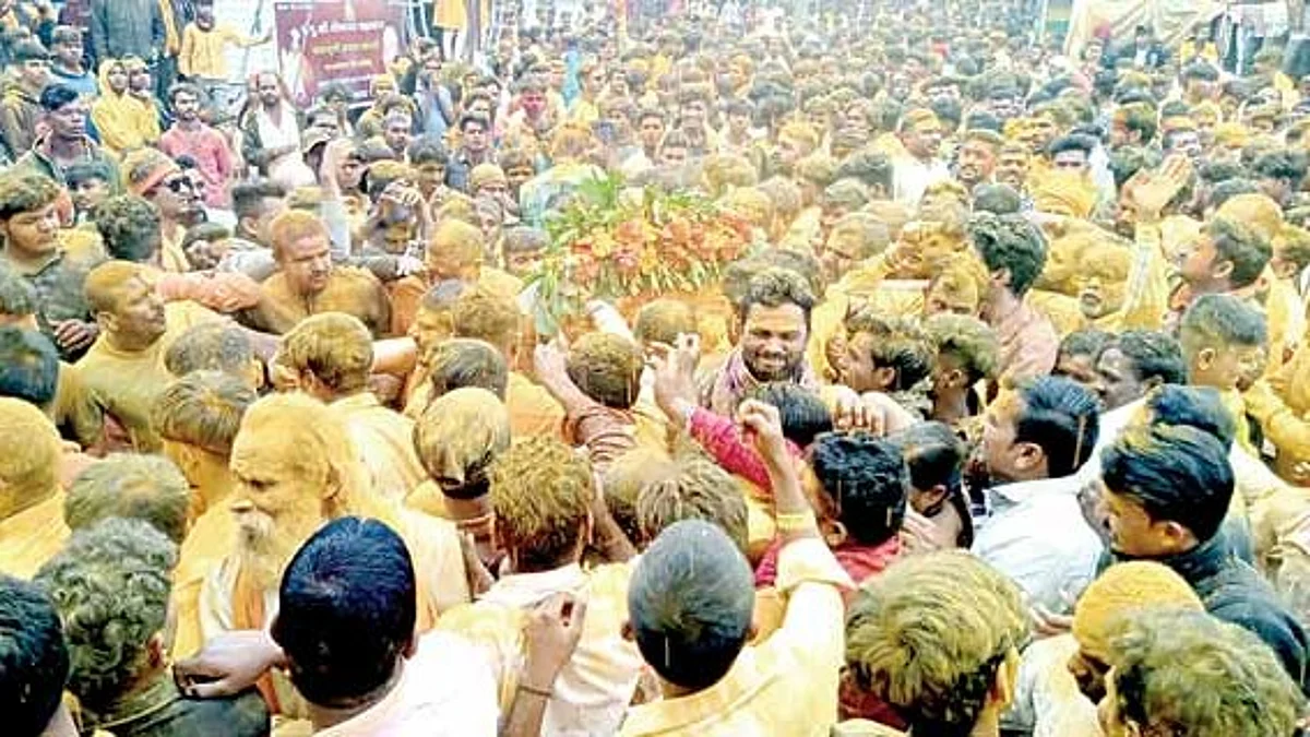 चंदनपुरीत लाखो भाविकांची हजेरी