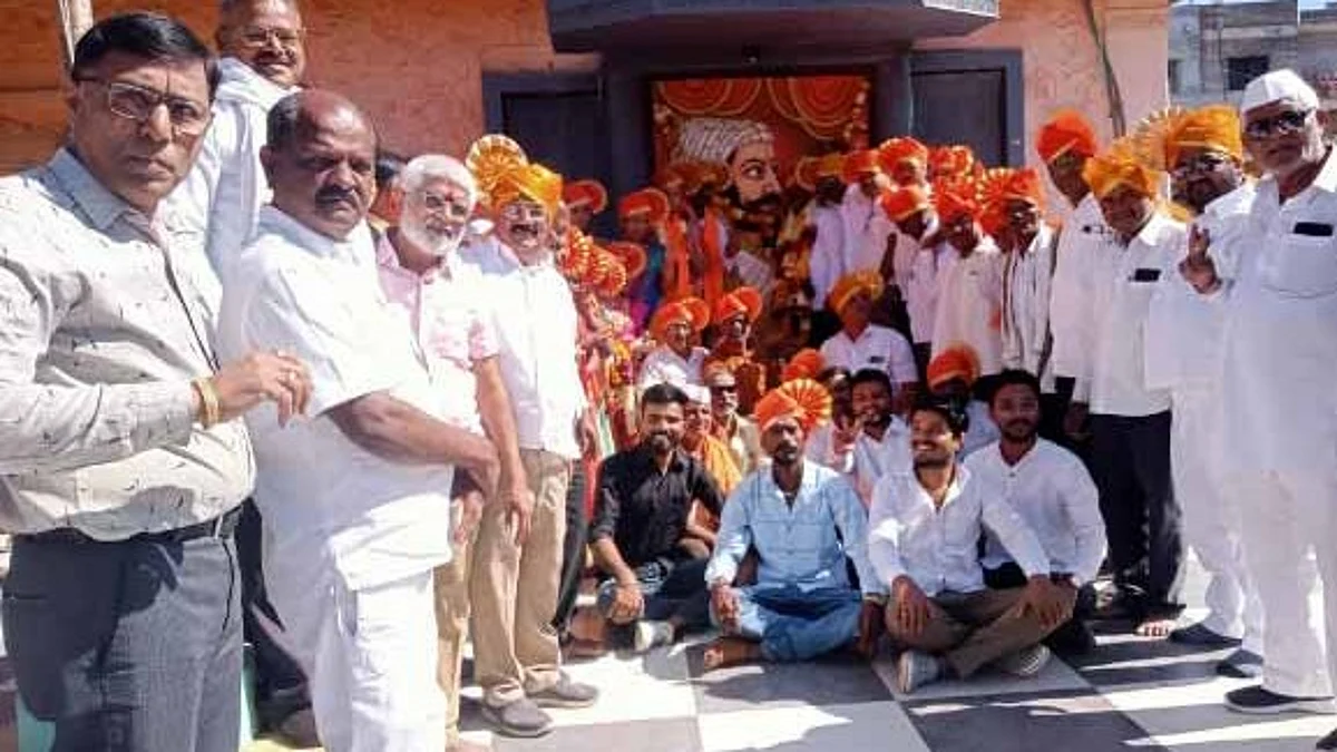 शितल पवार यांनी स्वीकारली सरपंच पदाची सूत्रे