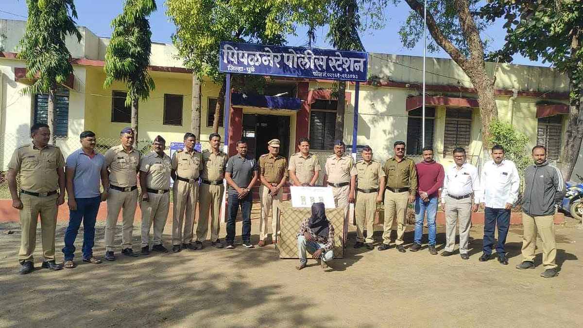 पिंपळनेरमधील घरफाेडींचा उलगडा ; तीन अल्पवयीन मुलांसह चार ताब्यात