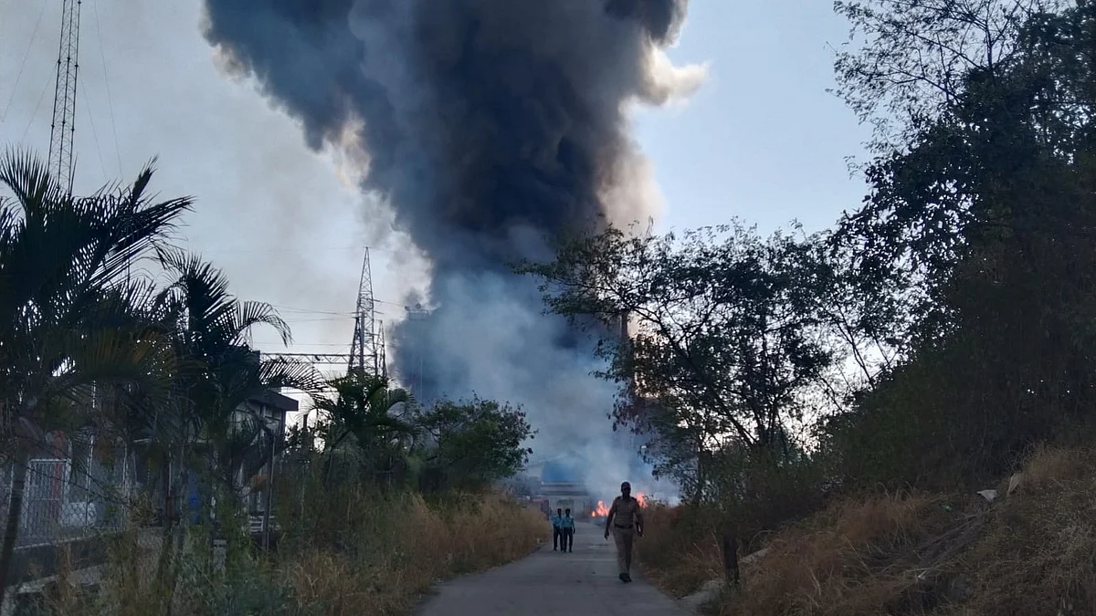 जिंदाल दुर्घटनेची चौकशी अप्पर जिल्हाधिकारी पारधे यांच्या नेतृत्वाखाली