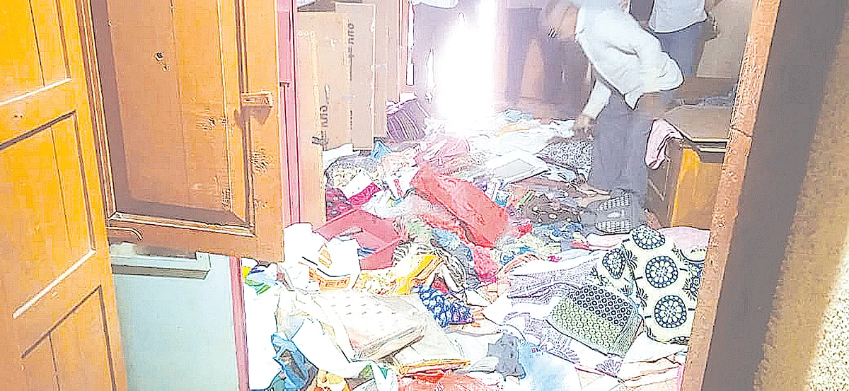 सामोडेत एकाच रात्रीतून सहा ठिकाणी घरफोडी