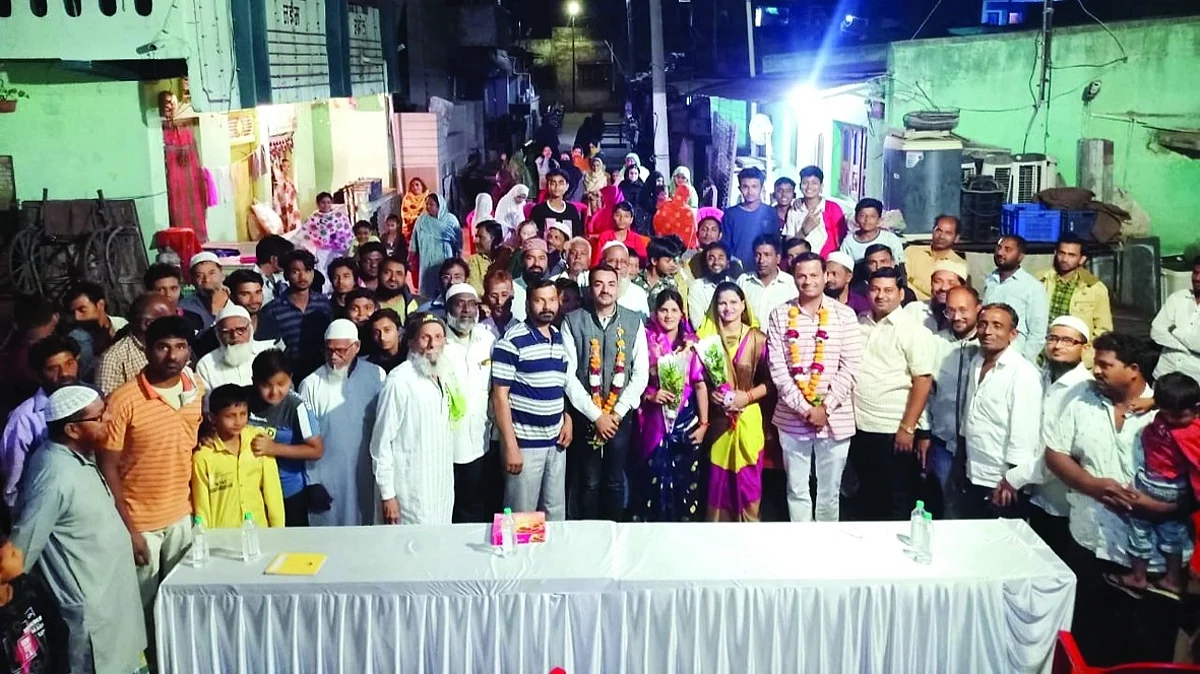 नगरसेवकांचा मतदारांनी केला सन्मान