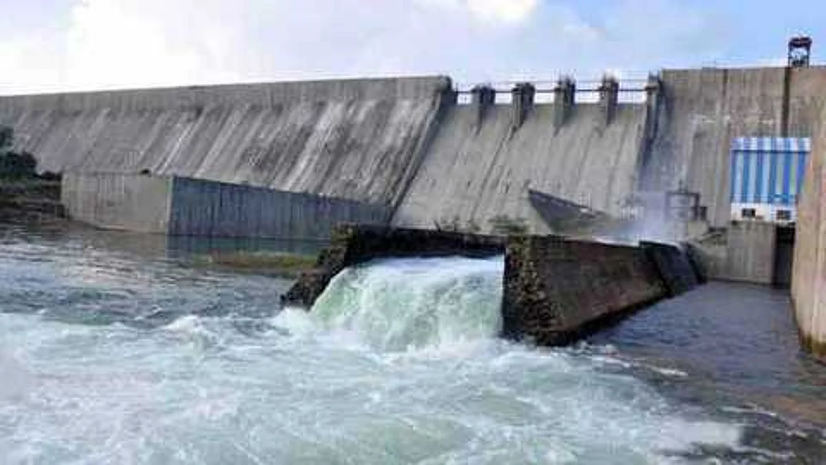 निळवंडेच्या प्रलंबित कालव्यांच्या कामास गती द्यावी