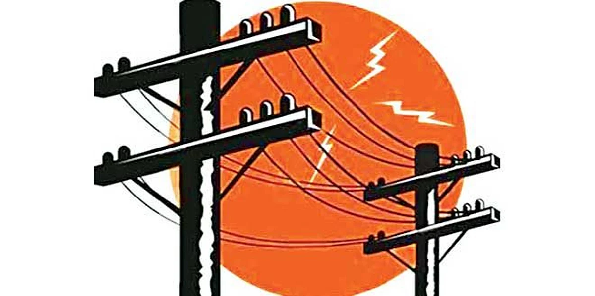 नांदगाव : तीन दिवसापासून बंद पडलेला वीज पुरवठा अखेर सुरु