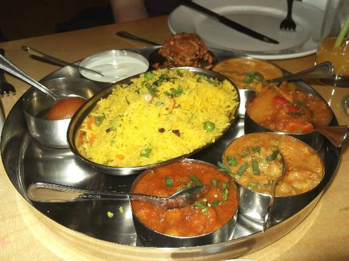 उद्यापासून ‘शिवभोजन’चा आस्वाद मिळणार; पालकमंत्रांच्या हस्ते उद्घाटन
