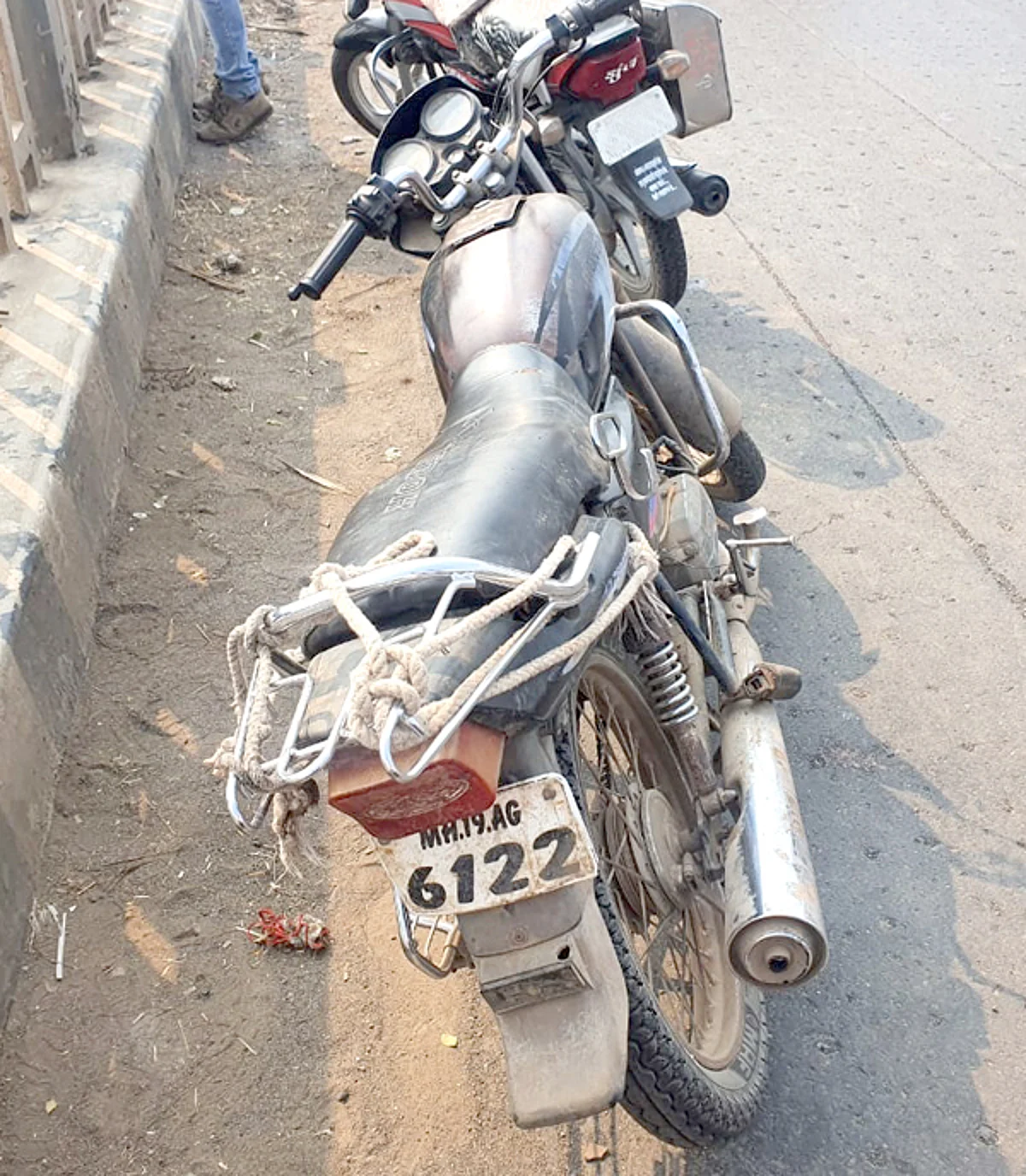 यावल : तापी नदीच्या पुलावरून उडी मारून एकाची आत्महत्या