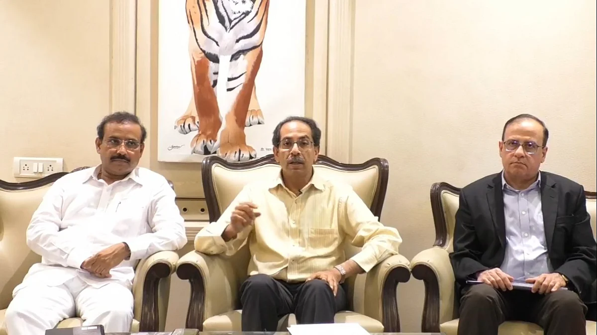 सरकारी आणि खाजगी कार्यालयांसाठी ‘हा’ महत्वाचा निर्णय; लोकल व बेस्ट चालूच राहणार