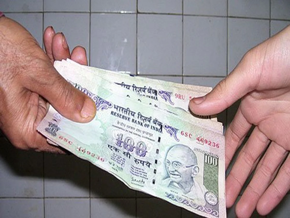 कृषी उपसंचालकास एक लाखाच्या लाच प्रकरणी अटक
