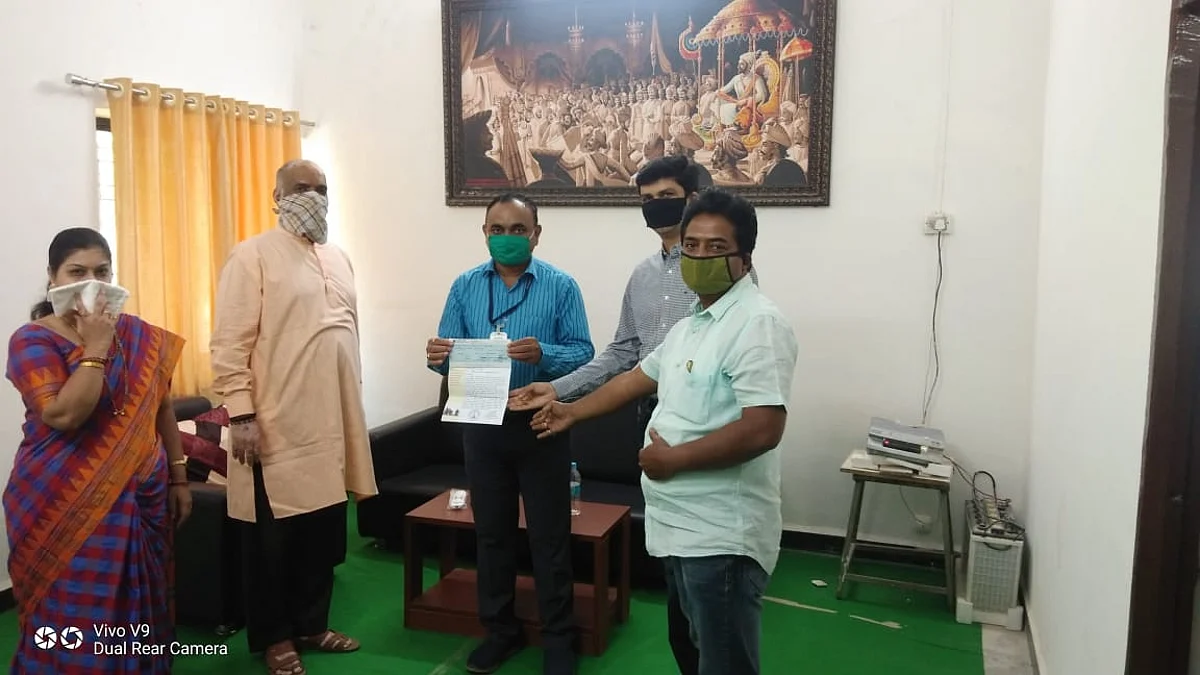 त्र्यंबकेश्वर देवस्थानकडून ५१ लाखाची मदत