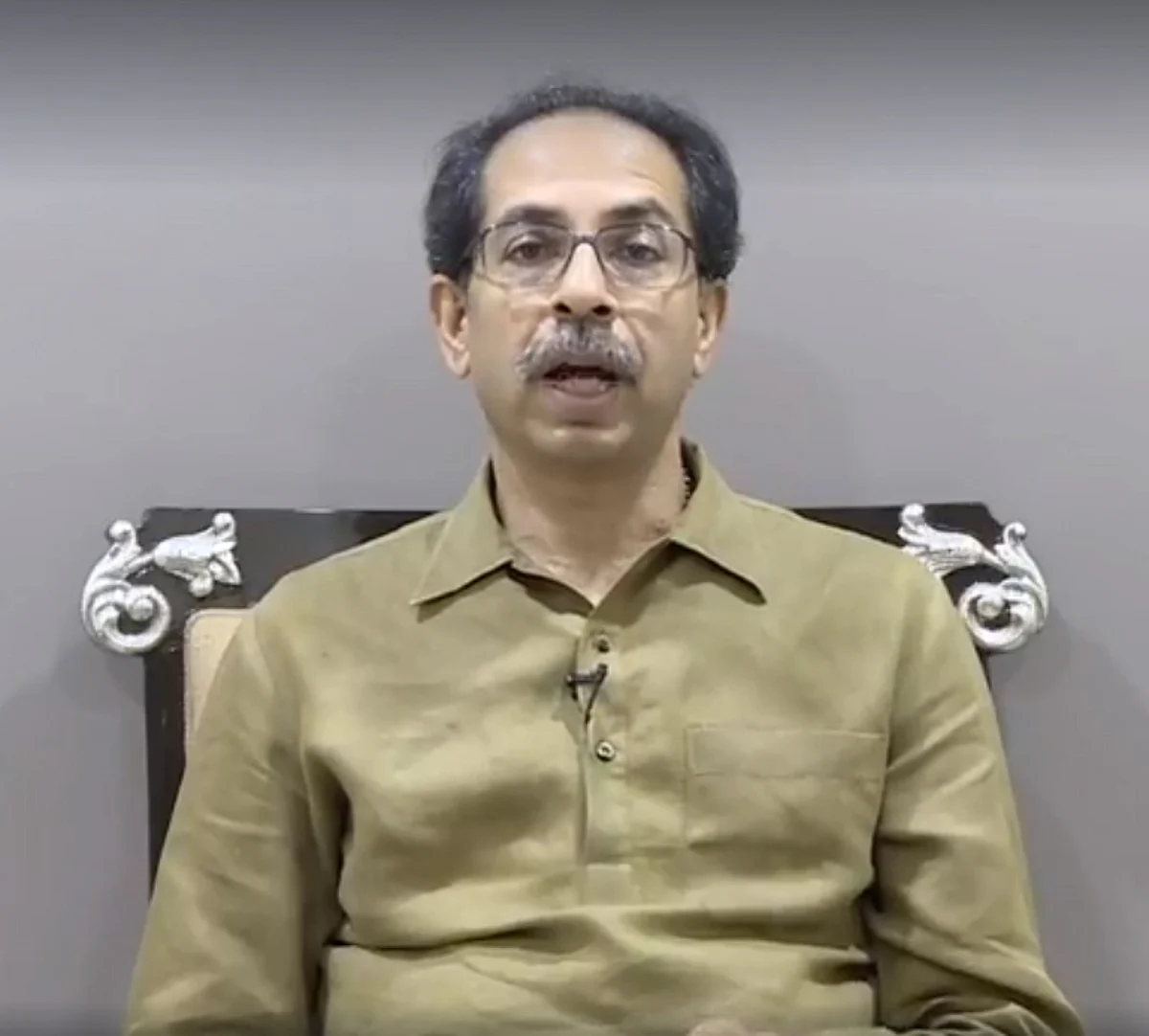 मुंबई : बाबासाहेबांनी विषमतेविरूद्ध लढा दिला, आपल्याला विषाणु विरूद्ध लढा द्यायचाय : मुख्यमंत्री