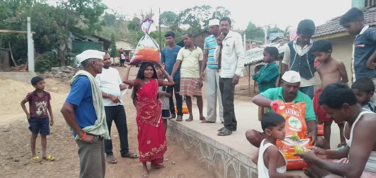 पेठ : तालुक्यातील ११०० गरजूंना थेट अमेरिकेहून पाच लाखांची मदत