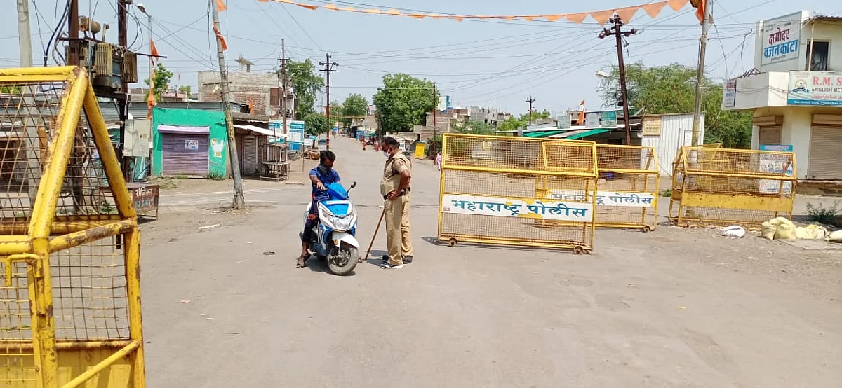 सिन्नर : नांदूरशिंगोटे येथे सात दुचाकी जप्त; तिघांवर कारवाई