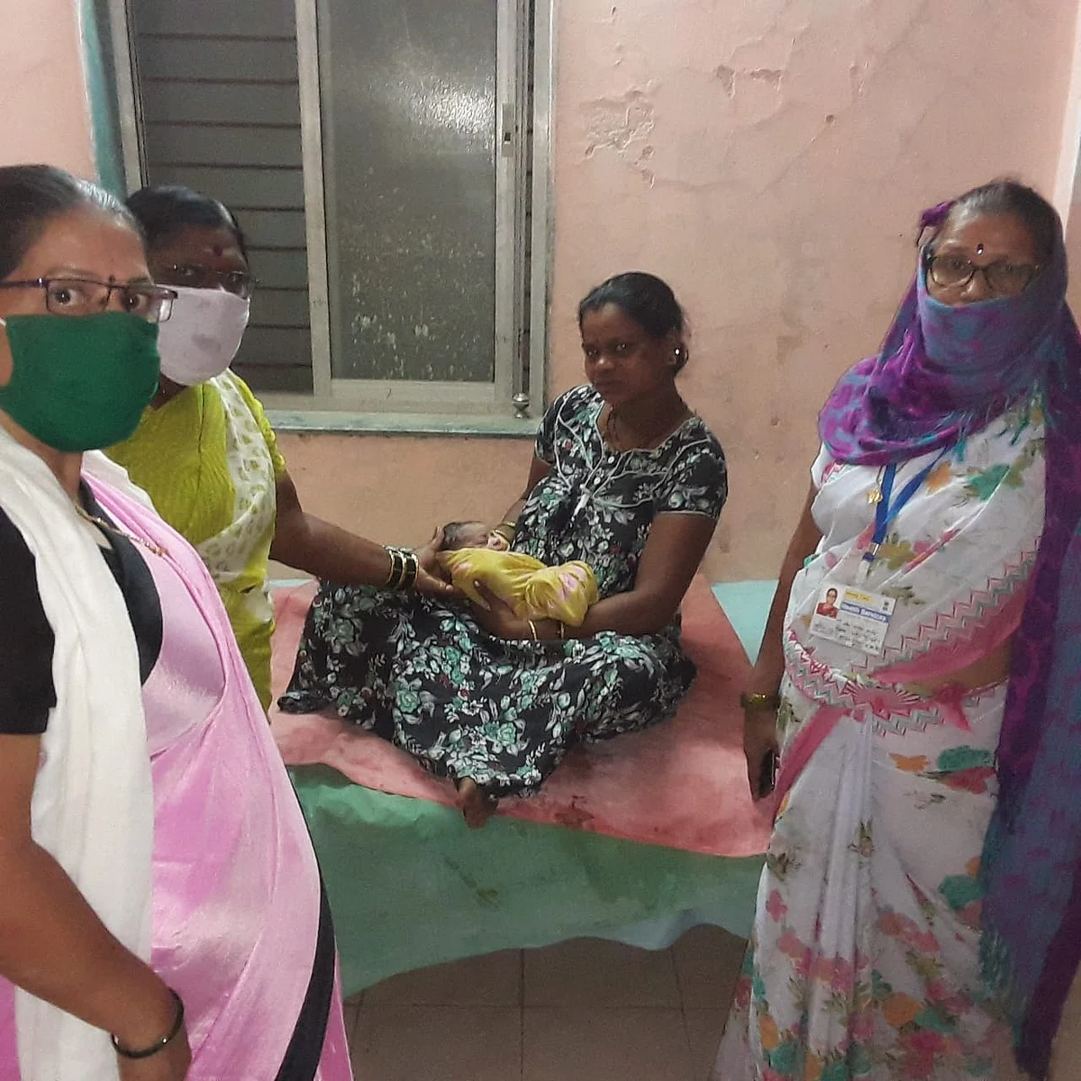 अलिबाग : अंगणवाडी सेविका आणि आशा वर्करच्या प्रसंगावधानाने दिला गरोदर मातेस पुनर्जन्म
