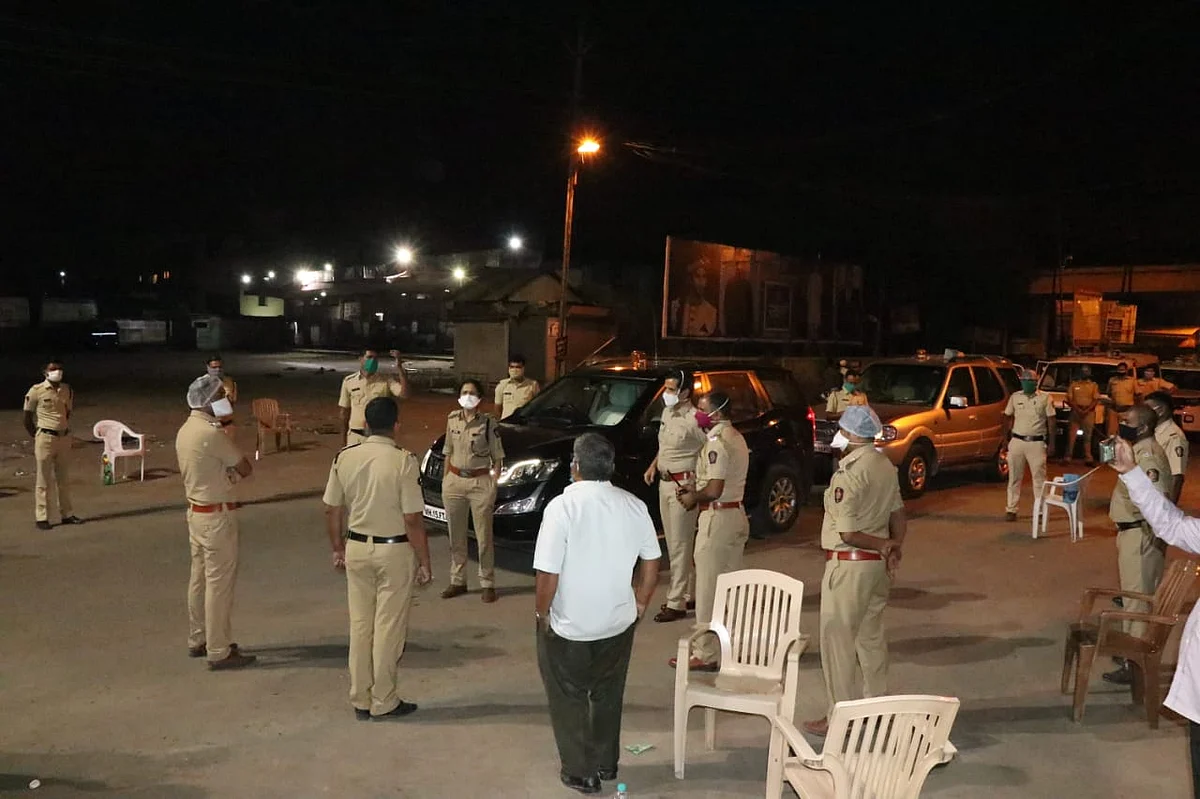 पोलीस अधीक्षक डॉ. आरती सिंह मालेगावात तळ ठोकून; संकटात सहकाऱ्यांसोबत सेवक, कुटुंबियांची घेतायेत काळजी