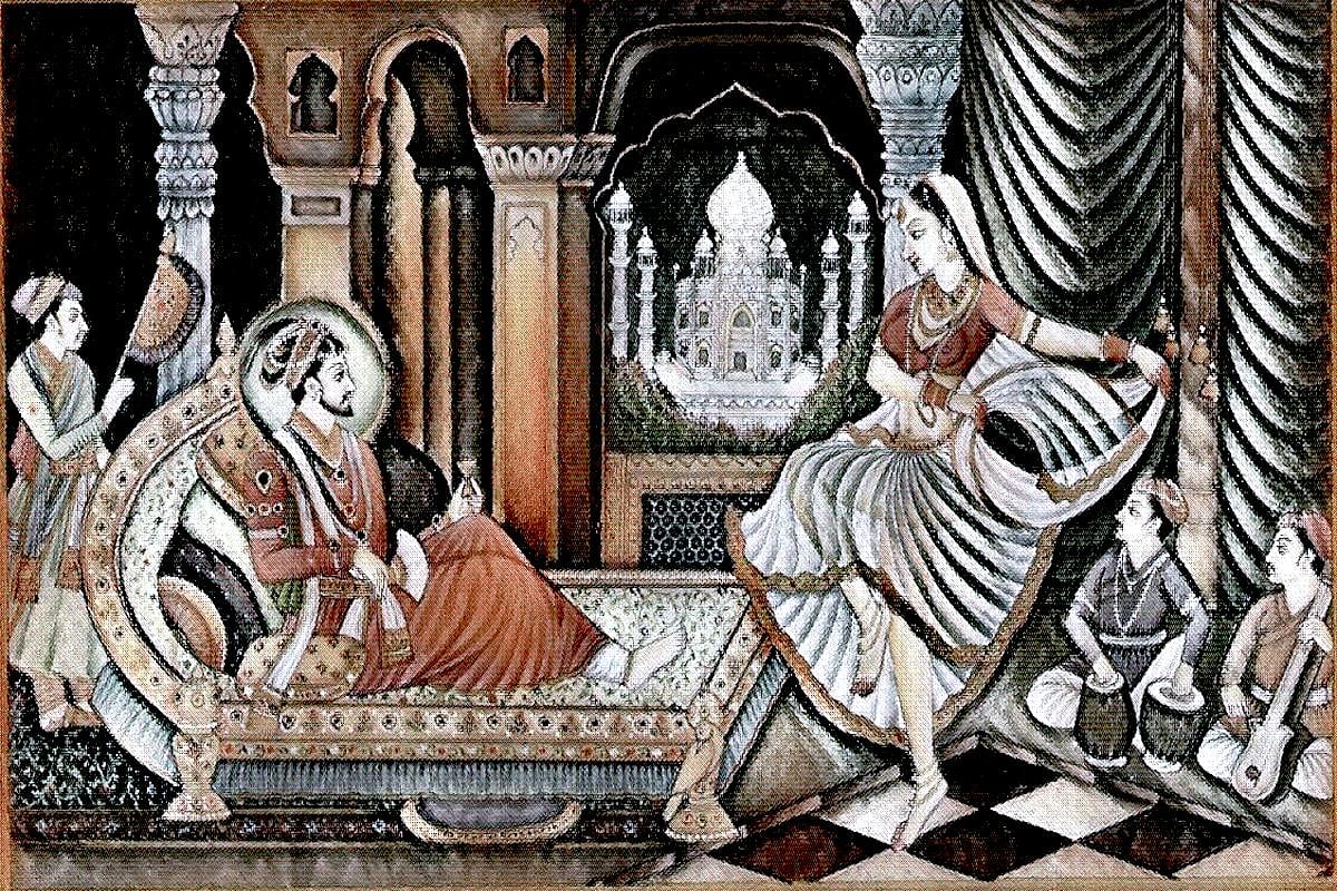 How the Blazing Eloquence of Acharya Kavindra Became a Moonlit Service