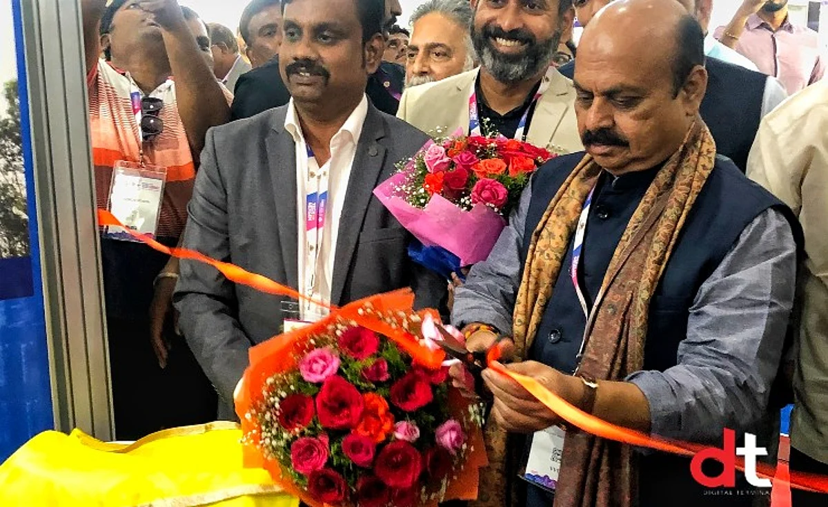Karnataka CM Inaugurates ESDS Exhibition Pavilion at the 25th Bengaluru Tech Summit