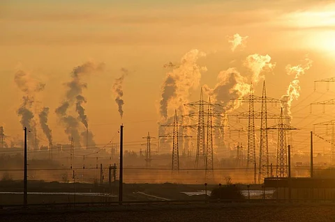 The court has directed industries to comply with the first ever NOx and SOx emissions standards by December 31. Credit: Pixabay