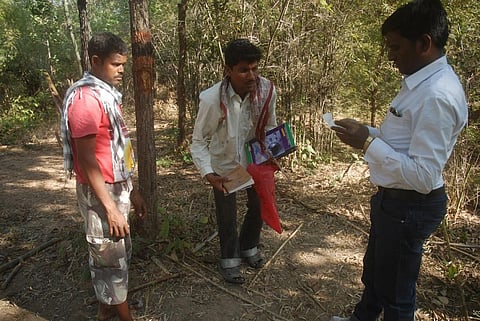 In many areas, plantations were fenced off, blocking access of local communities to the forest. Credit: Kumar Sambhav Shrivastava / Flickr