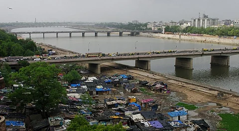 Income inequality has been rapidly widening in India since the 1980s. Credit: Wikimedia Commons