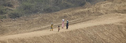 Village women trudging with water in Alwar, Rajasthan. Credit: Vikas Choudhary/CSE