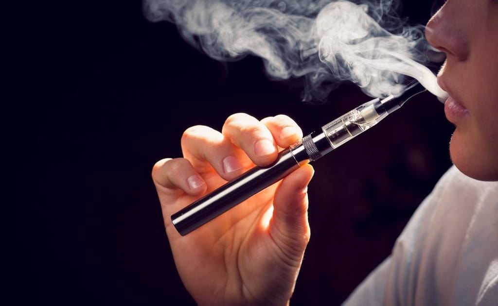 Vaping likely has dangers that could take years for scientists to even know about Vaping likely has dangers that could take years for scientists to even know about