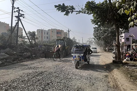 बिहार की राजधानी पटना में साल में एक दिन भी हवा की गुणवत्ता अच्छी नहीं रही। फोटो: पुष्यमित्र