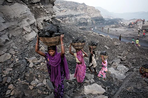 Coal India Limited (CIL) currently employs 337,400 people, but this figure does not include informal workers in India's coal mining sector. Photo: iStock
