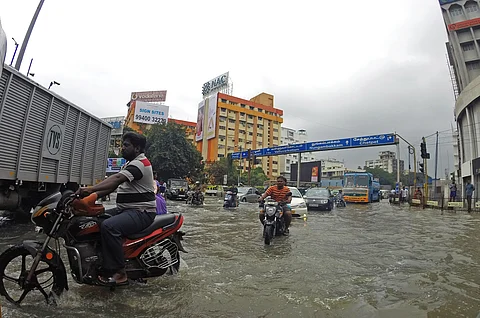 Spatial decision-making for urban flash flood vulnerability: A geomatics approach